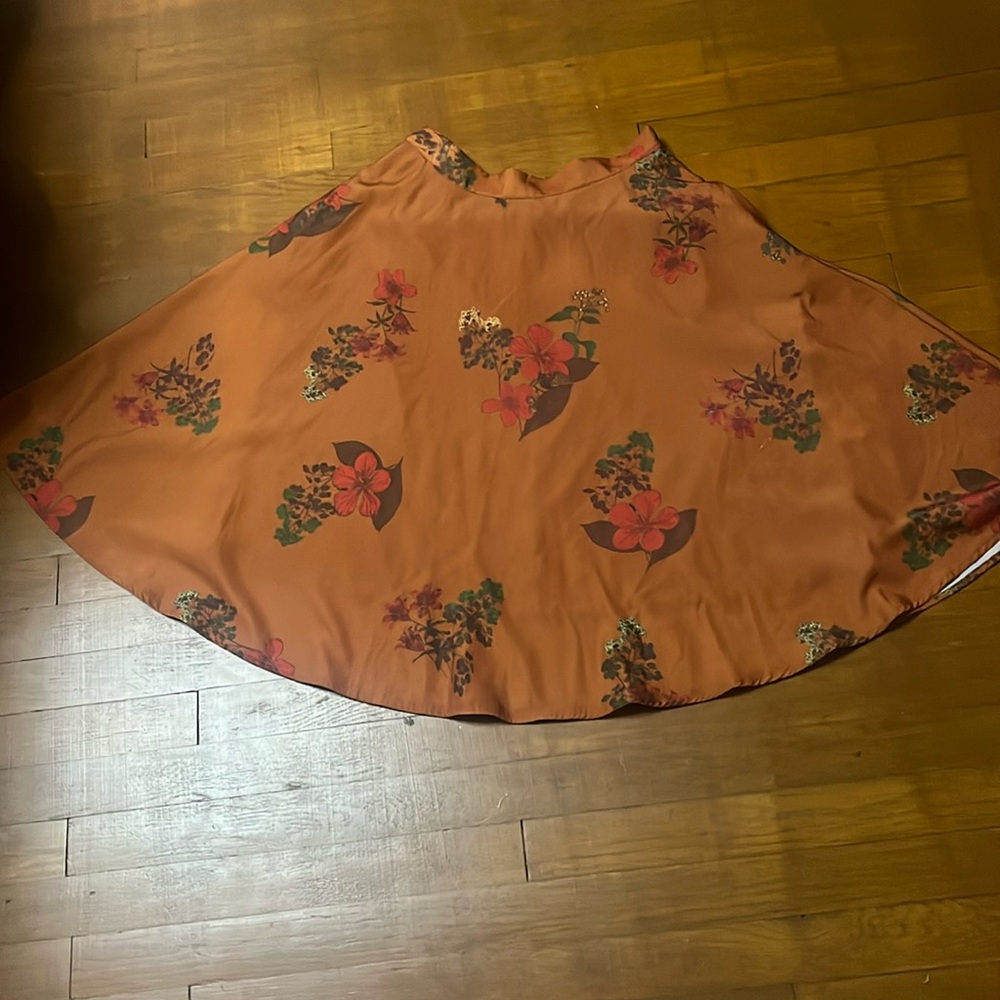 Modcloth A Line Orange Floral Skirt with Pockets size Large